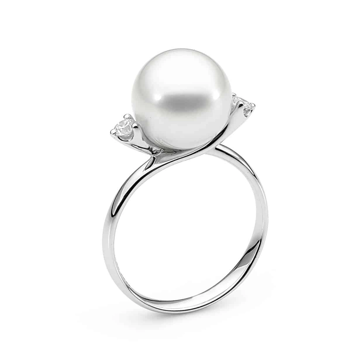 australian-south-sea-pearl-and-side-diamond-ring Australian South Sea Pearl and Side Diamond Ring