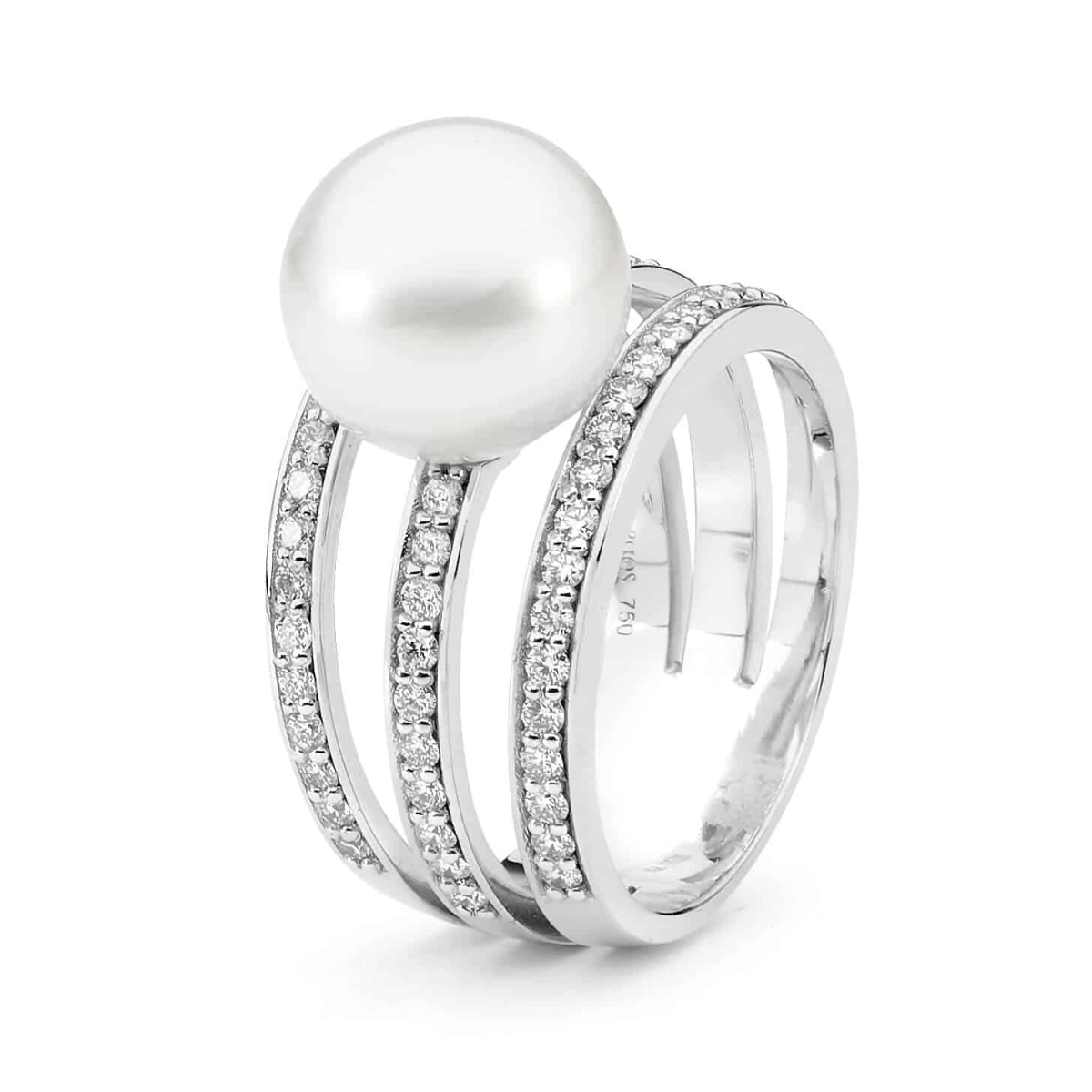 australian-south-sea-pearl-and-triple-diamond-band-ring Australian South Sea Pearl and Triple Diamond Band Ring